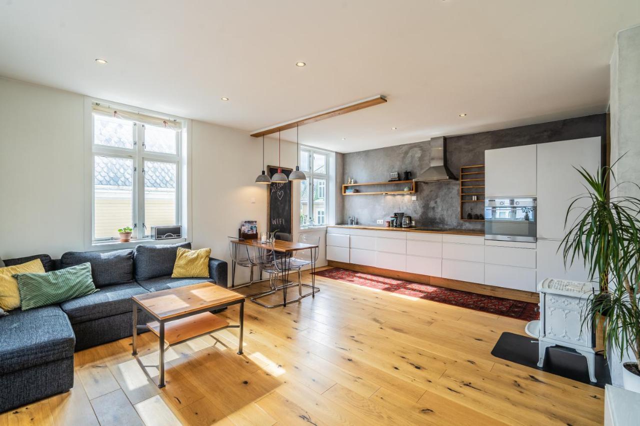 Cozy Apartment In Alesund City Екстериор снимка